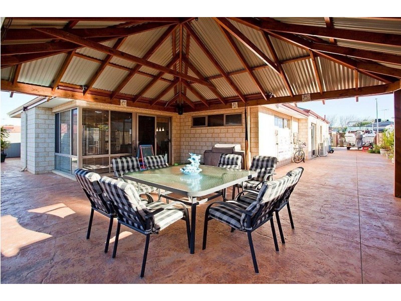 8 Gem Way, Dawesville WA 6211