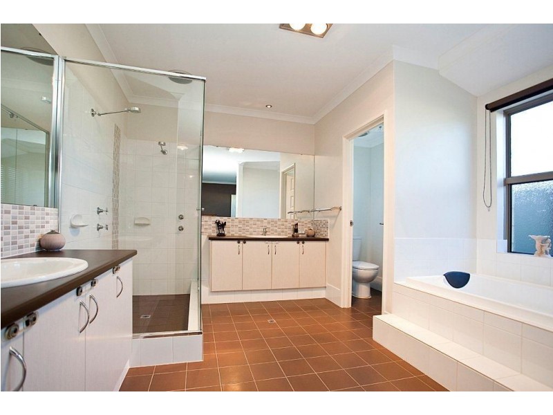 8 Gem Way, Dawesville WA 6211