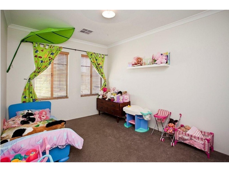 8 Gem Way, Dawesville WA 6211