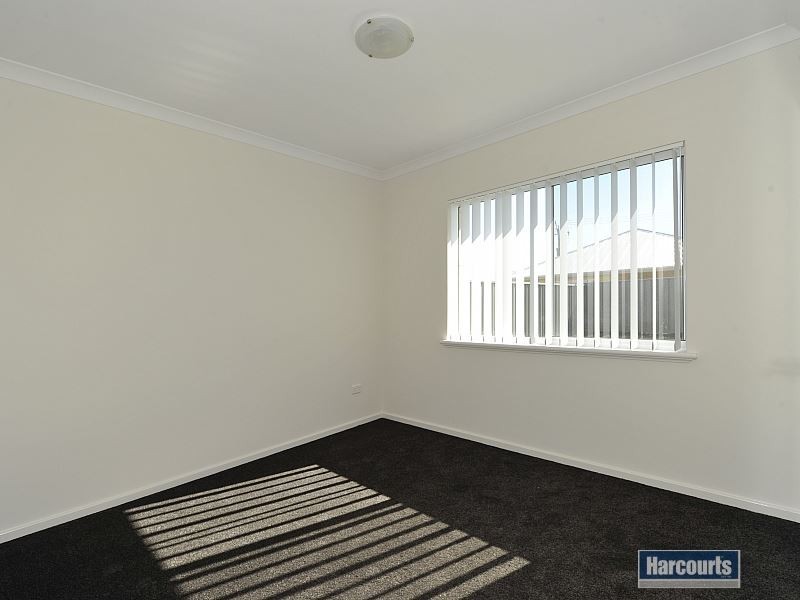 4 Vaucluse Way, Coodanup WA 6210