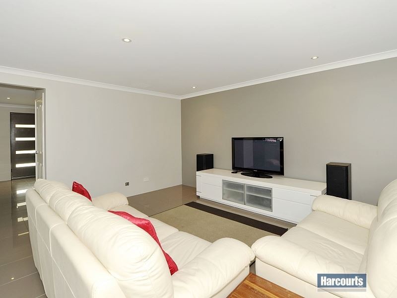 34 Iluka Road, Dawesville WA 6211