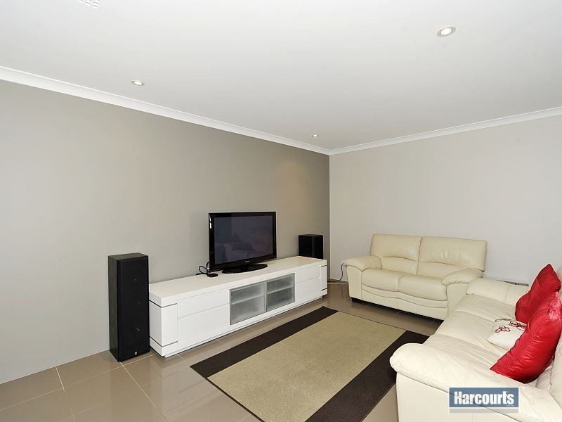34 Iluka Road, Dawesville WA 6211