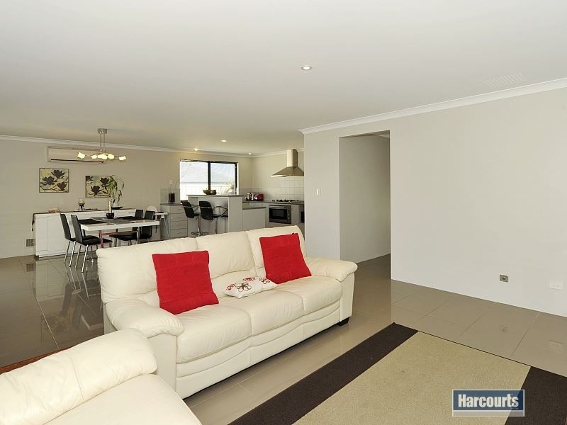 34 Iluka Road, Dawesville WA 6211