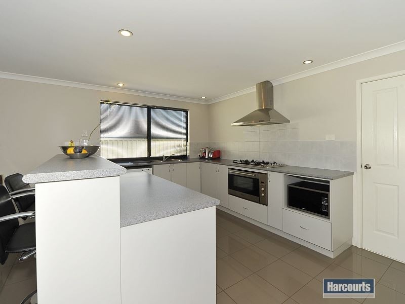 34 Iluka Road, Dawesville WA 6211