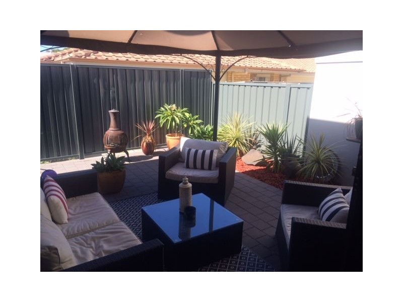 4/94 Parkin Street, Rockingham WA 6168