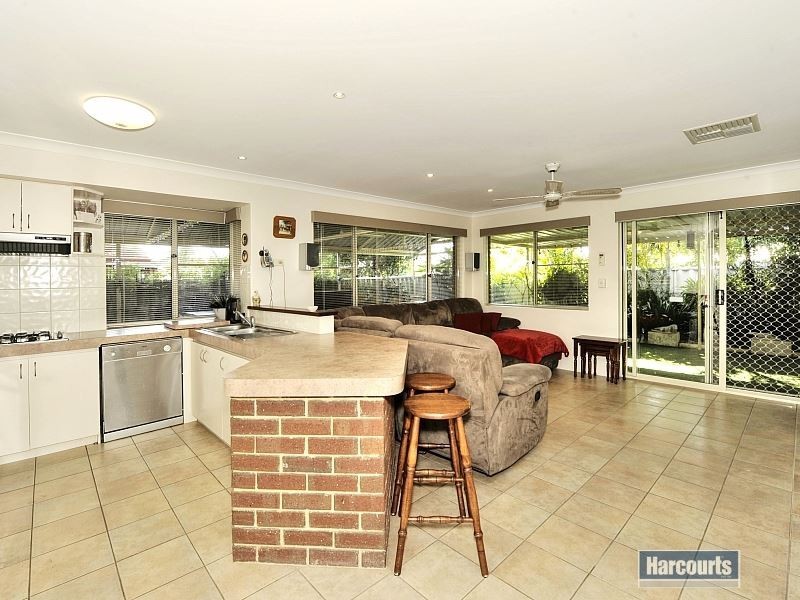 1/10 Lilystone Retreat, Erskine WA 6210