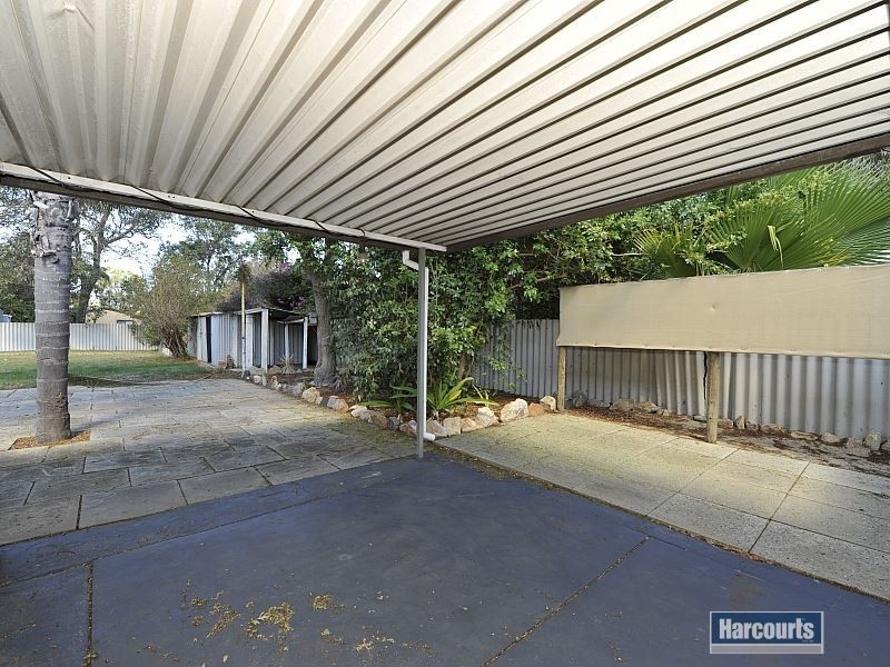 9 Derek Road, Coodanup WA 6210