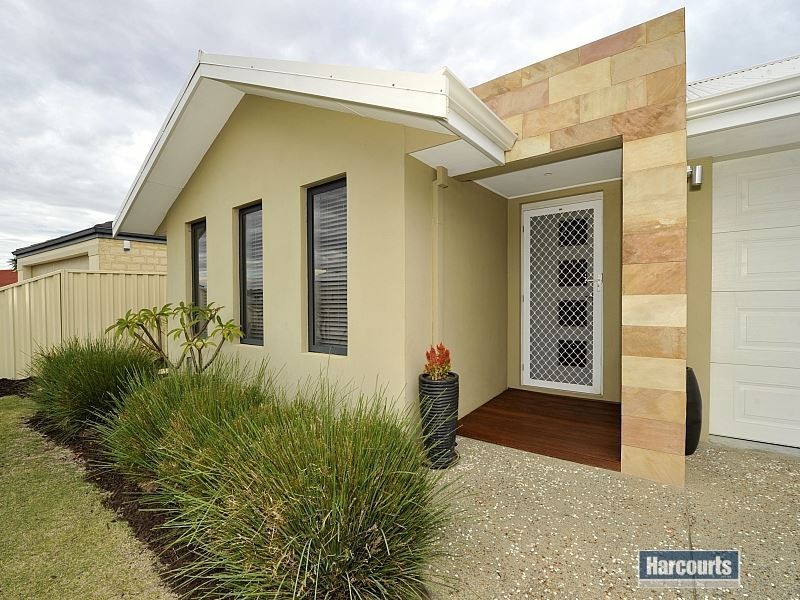 6 Hokitika Drive, Dudley Park WA 6210