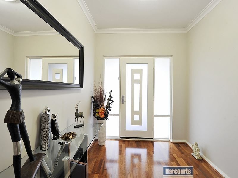 28 Rees Place, Wannanup WA 6210