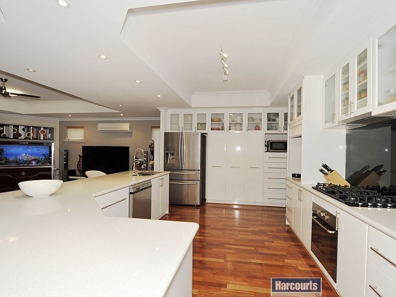 28 Rees Place, Wannanup WA 6210