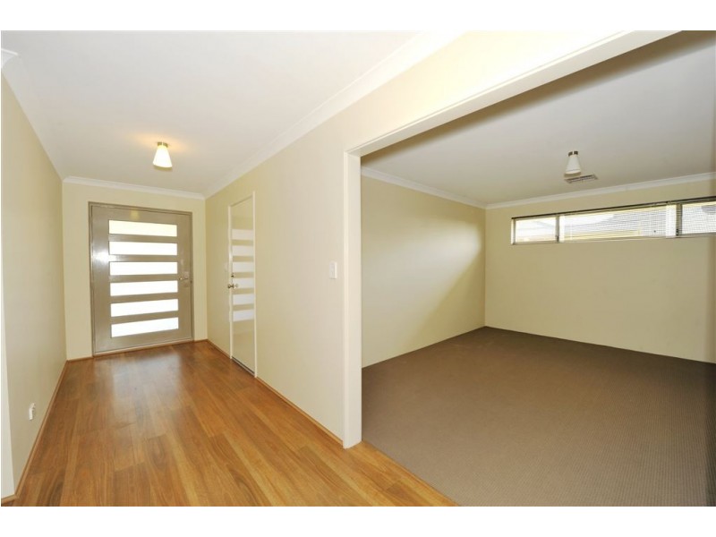 35 Karon Vista, Halls Head WA 6210