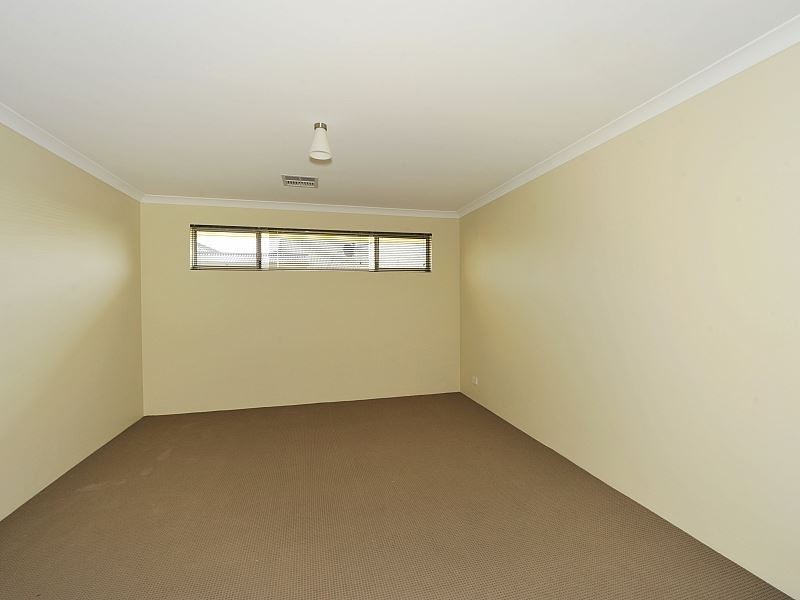 35 Karon Vista, Halls Head WA 6210