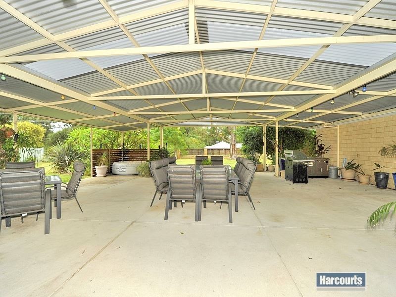 1 Copperfield Close, Greenfields WA 6210