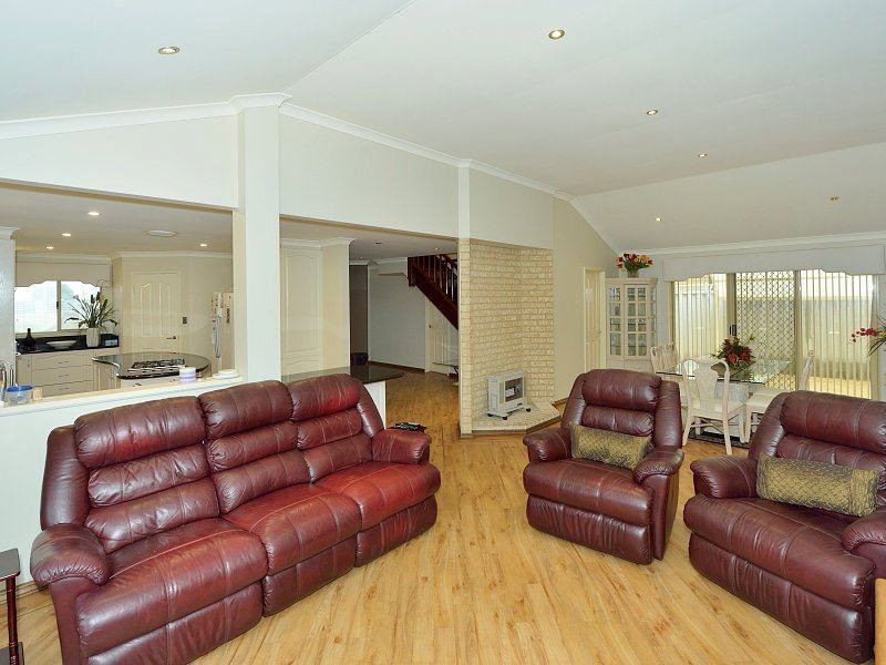 51 Ronsard Drive, San Remo WA 6210