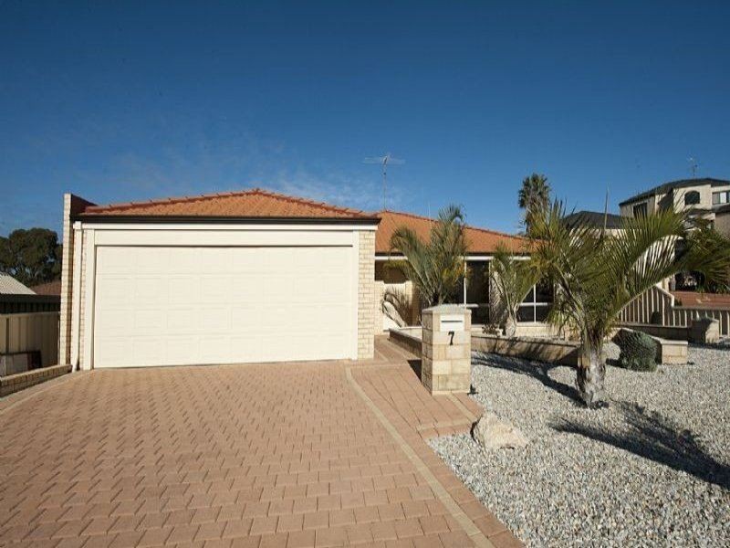 7 Howe Close, Silver Sands WA 6210