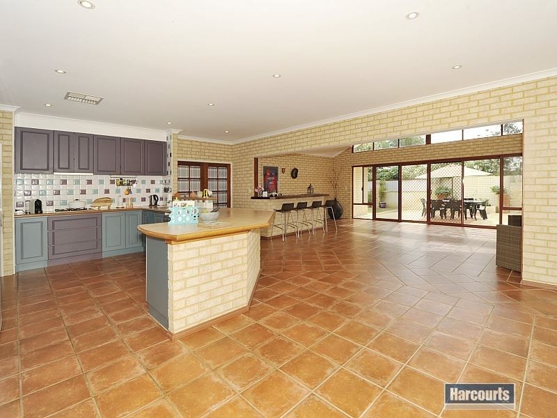 83 Bortolo Drive, Greenfields WA 6210