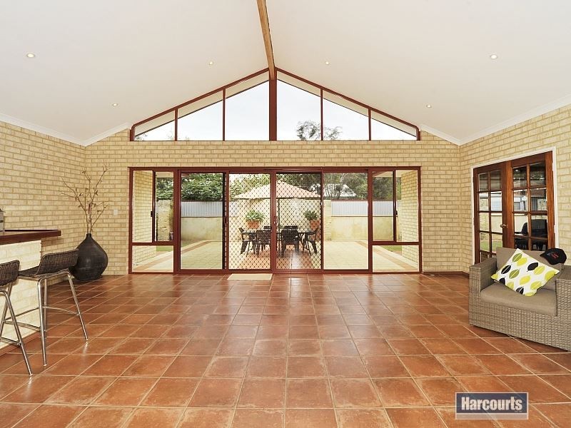 83 Bortolo Drive, Greenfields WA 6210