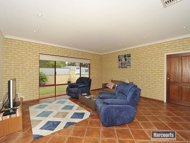 83 Bortolo Drive, Greenfields WA 6210