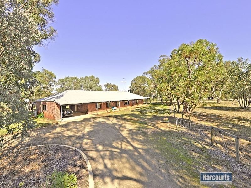 68 Serpentine Way, Stake Hill WA 6181
