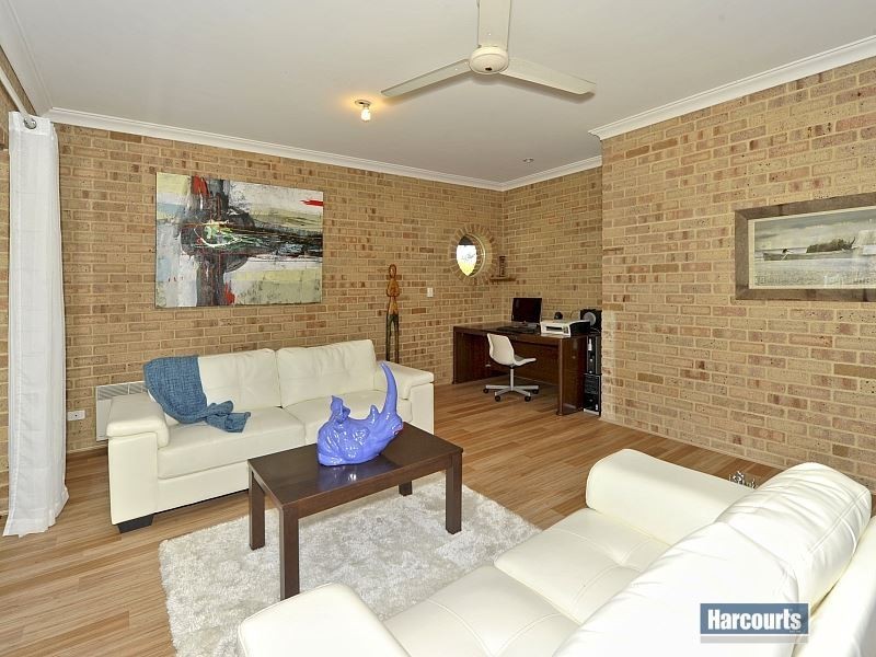 68 Serpentine Way, Stake Hill WA 6181