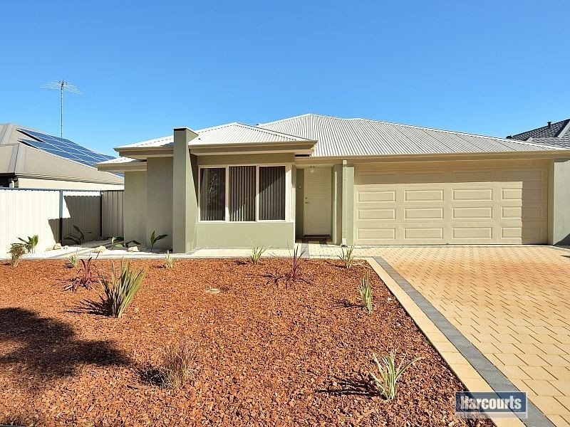 11 Anniston Loop, Meadow Springs WA 6210