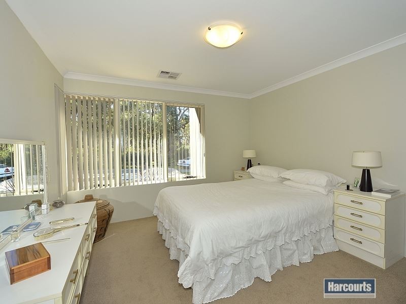 11 Anniston Loop, Meadow Springs WA 6210