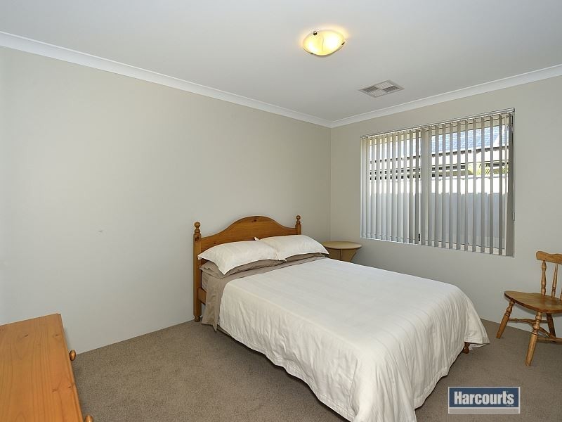 11 Anniston Loop, Meadow Springs WA 6210