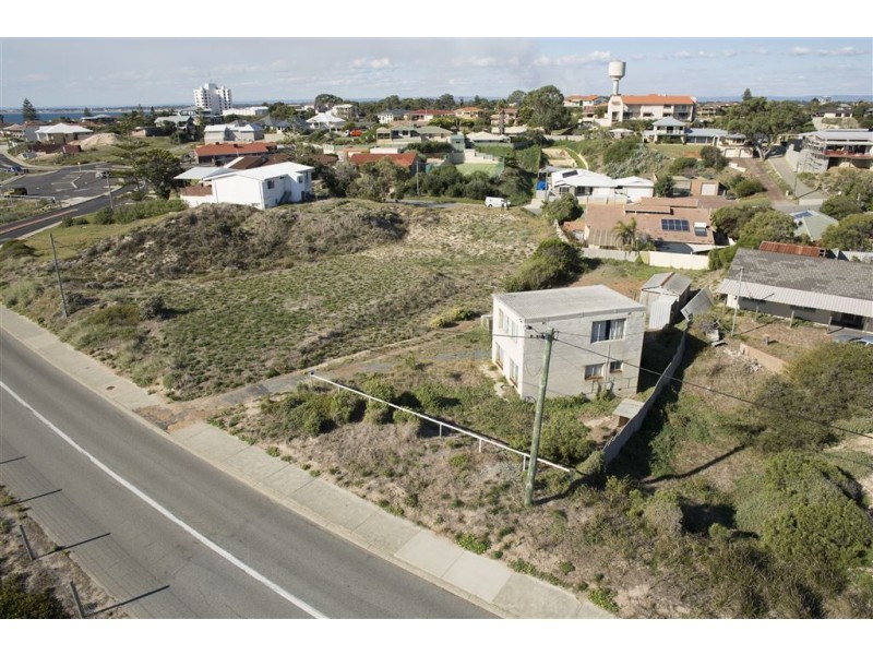 43 Halls Head Parade, Halls Head WA 6210