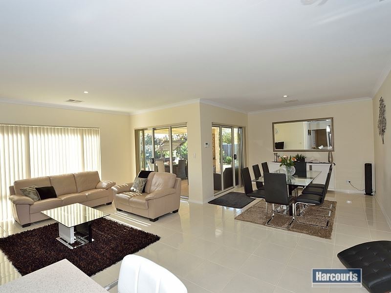 34 Skylark Loop, Erskine WA 6210