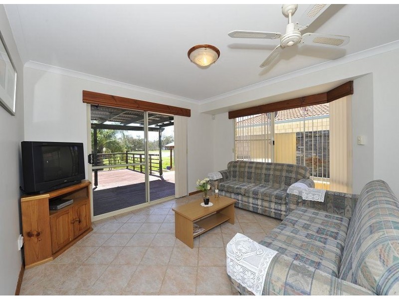 3 Foreshore Cove, South Yunderup WA 6208