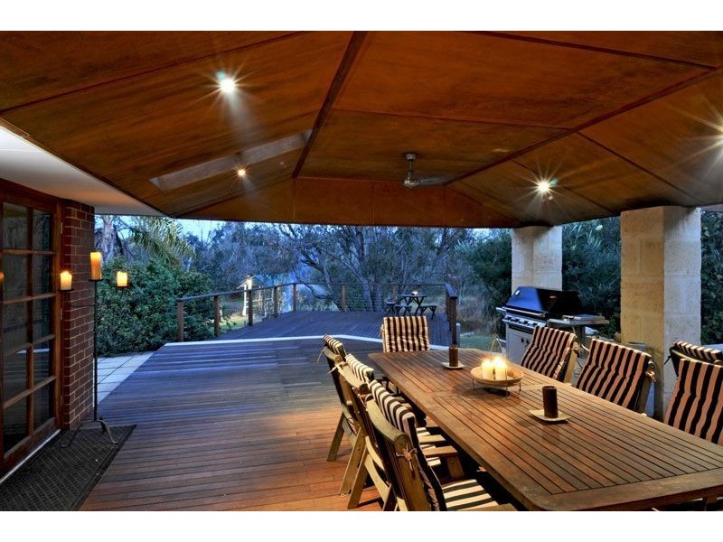 42 Serpentine Way, Stake Hill WA 6210