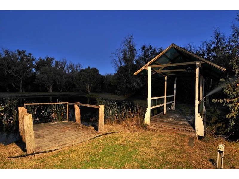 42 Serpentine Way, Stake Hill WA 6210