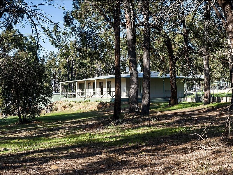 83 Fairway Place, Boddington WA 6390