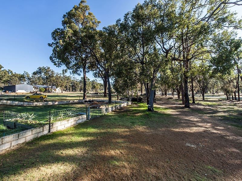83 Fairway Place, Boddington WA 6390
