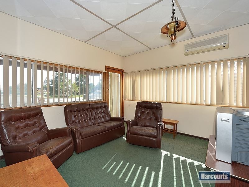 7 Shayne Street, Halls Head WA 6210