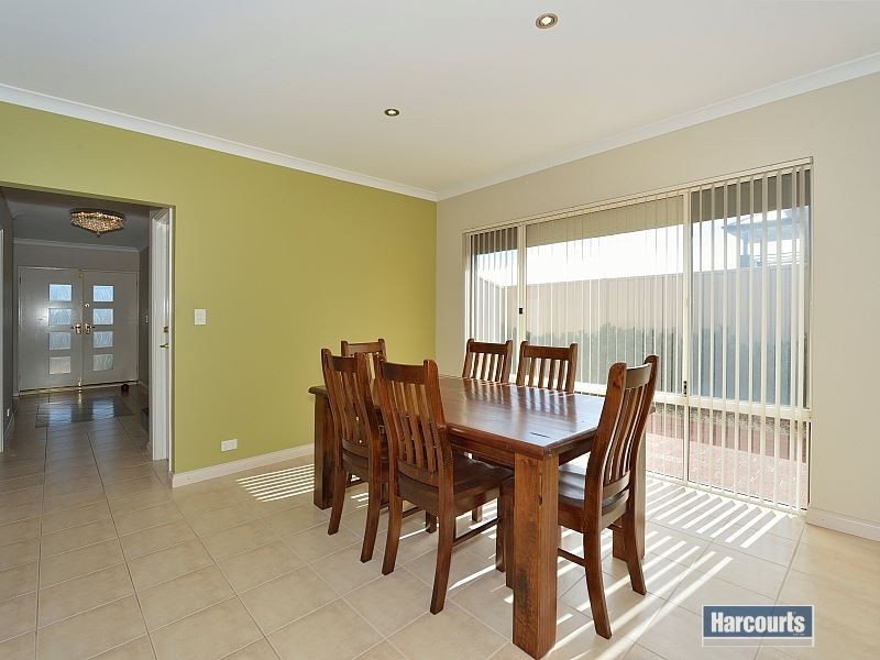 6 Hope Gardens, Madora Bay WA 6210