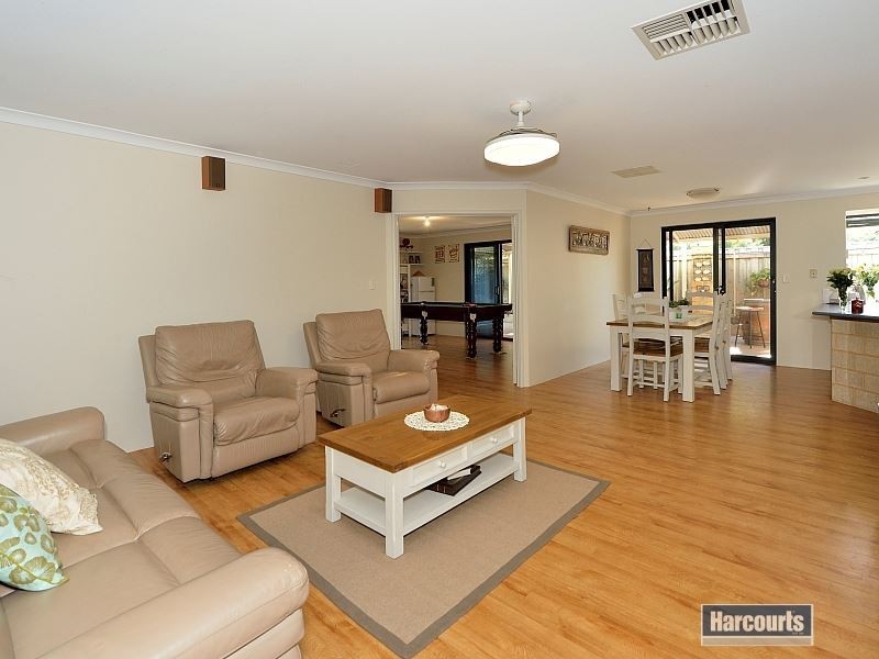 15 Montego Way, Halls Head WA 6210