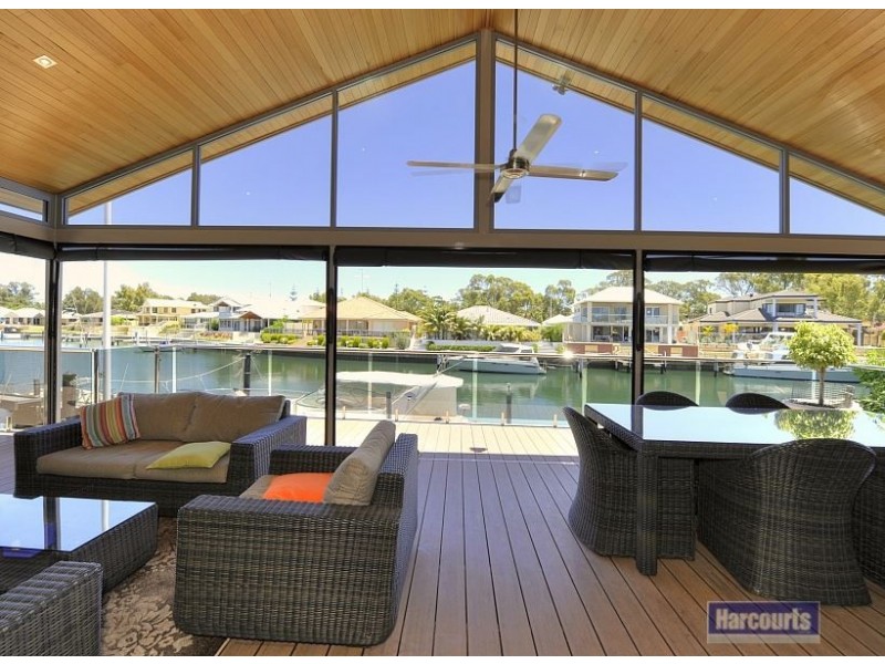9 Quayside Close, Halls Head WA 6210