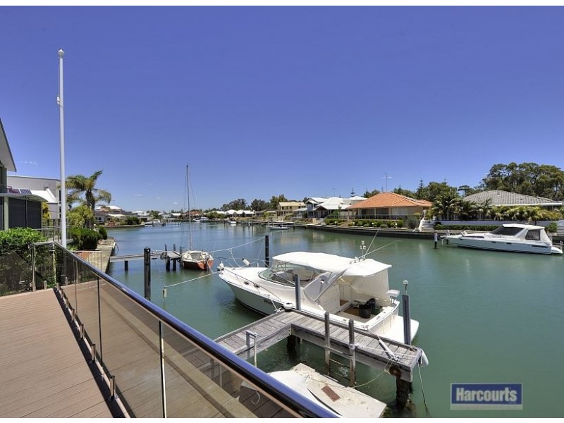 9 Quayside Close, Halls Head WA 6210