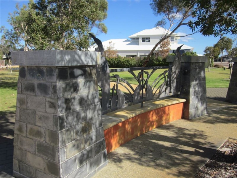 3 Gael Place, Dudley Park WA 6210