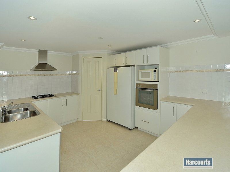 9 Stevenson Street, Dudley Park WA 6210