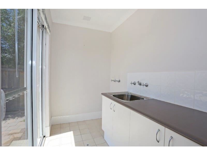 121 Darwin Terrace, Dudley Park WA 6210