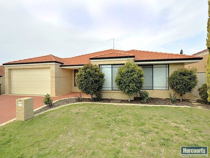 44 Paradise Circuit, Halls Head WA 6210