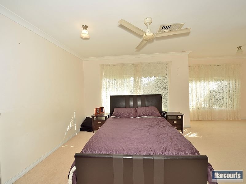 44 Paradise Circuit, Halls Head WA 6210