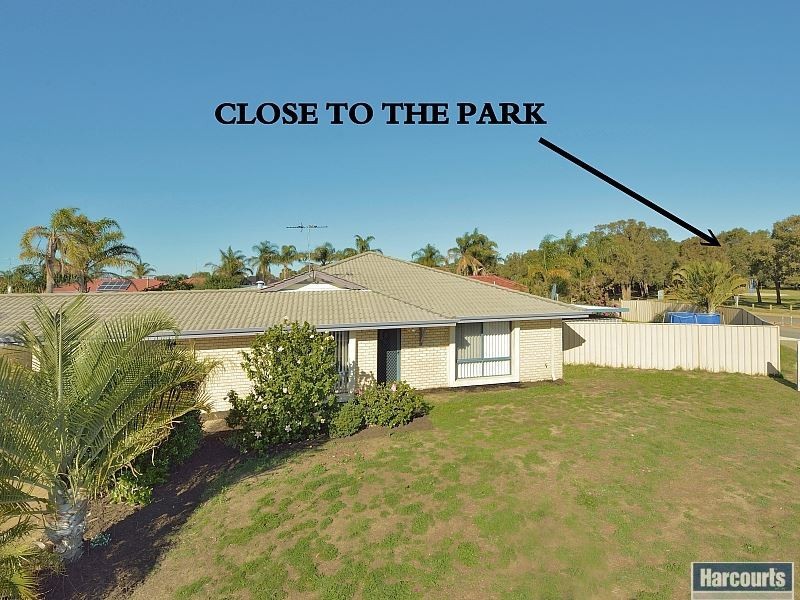 1 Rosebud Place, Halls Head WA 6210