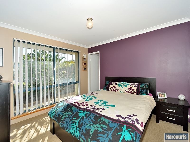 1 Rosebud Place, Halls Head WA 6210