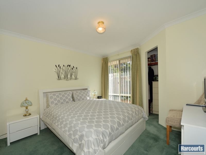 5 Norwich Close, Greenfields WA 6210