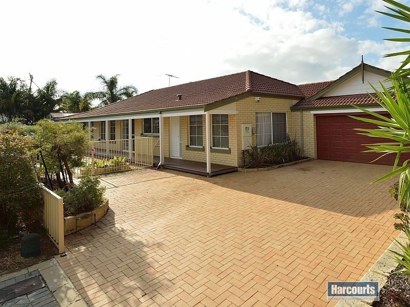 25 Brouwer Trail, Dudley Park WA 6210