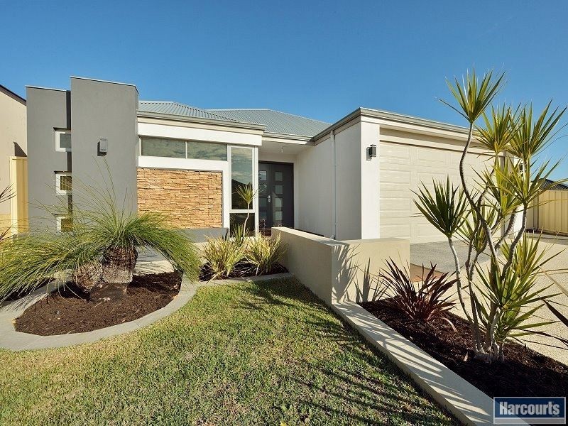 13 Lismore Ridge, Lakelands WA 6180