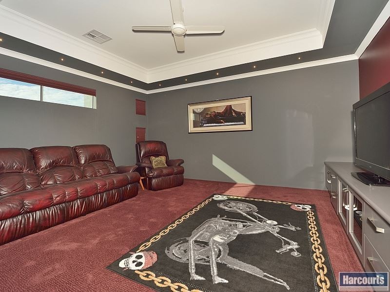 13 Lismore Ridge, Lakelands WA 6180